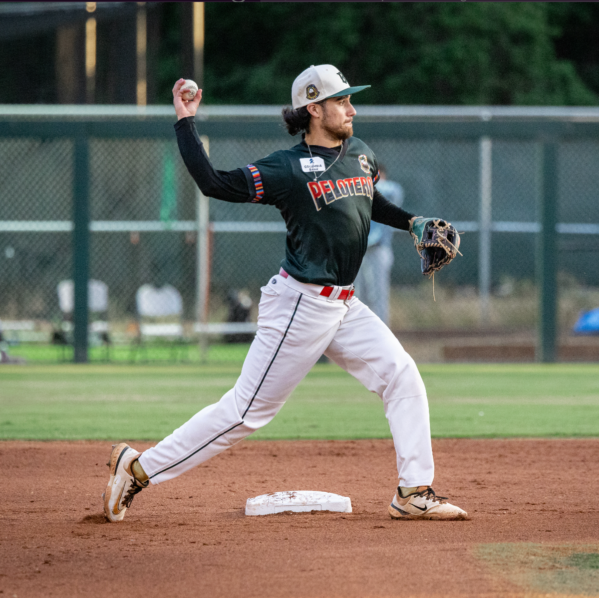 #9 Esai Santos